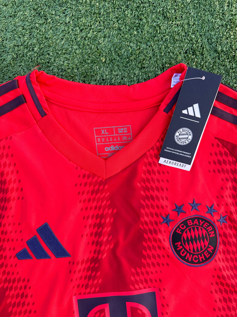 24∕25 Bayern Munich Home Shirt