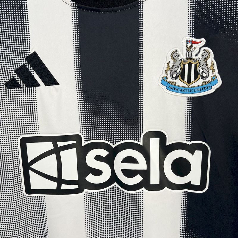 Newcastle United 2025∕26 Home Jersey