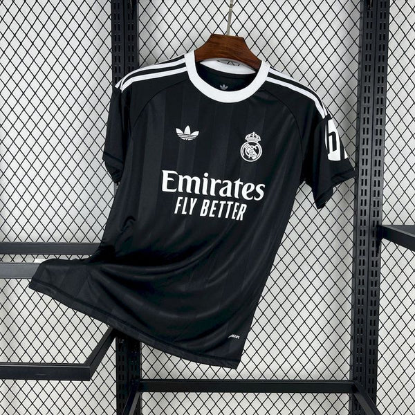Real Madrid 2025∕26 Training Jersey