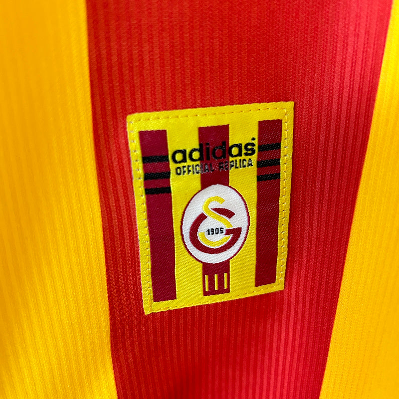 Galatasaray 99∕00 home size S-XXL(EC46)