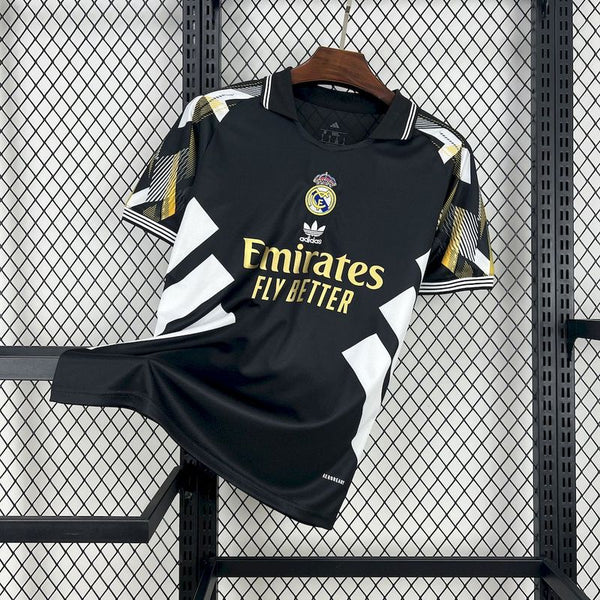 Real Madrid 2025∕26 Retro Special Edition Jersey