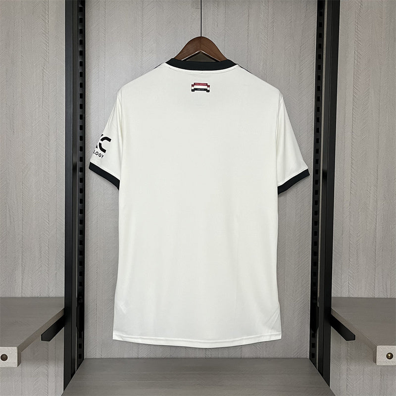 24∕25 Manchester United Originals Tee Black Jersey S-2XL