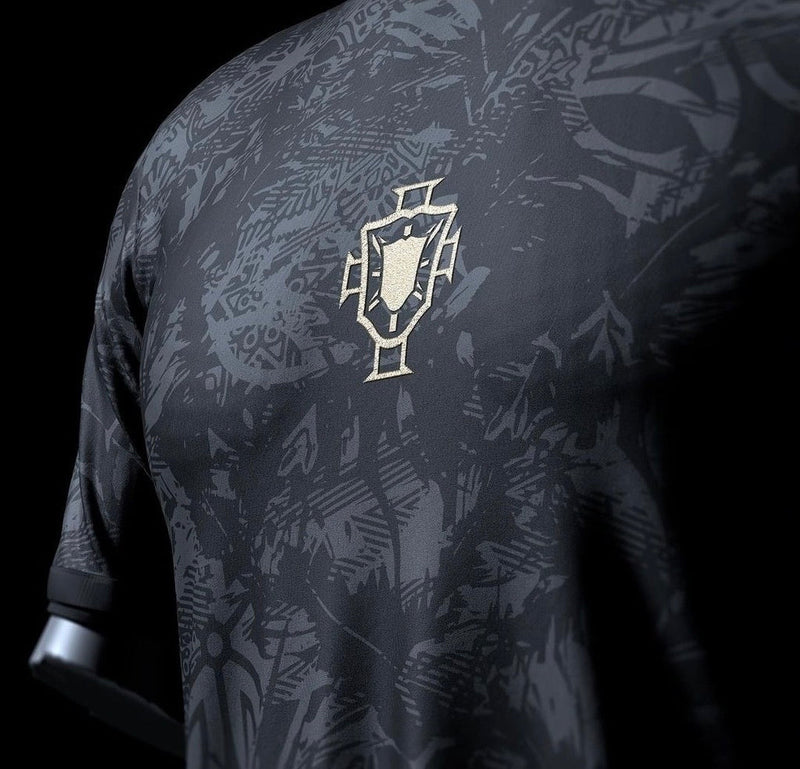 The Siu Cristiano Ronaldo 7 Black Shirt commafootball - 2023/2024