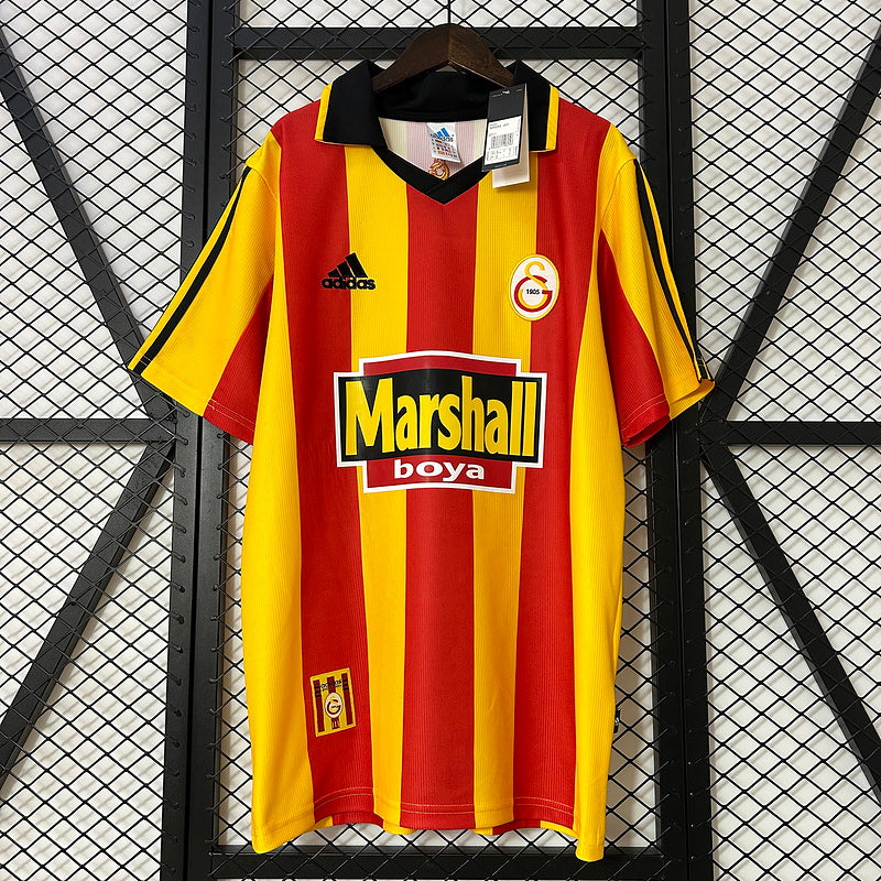 Galatasaray 99∕00 home size S-XXL(EC46)