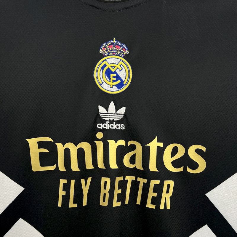 Real Madrid 2025∕26 Retro Special Edition Jersey