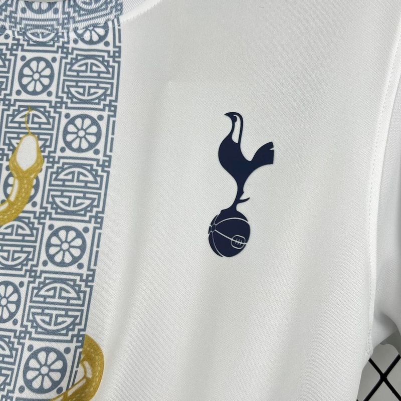 Tottenham Hotspur 2025∕26 White Gold Snake Edition Jersey