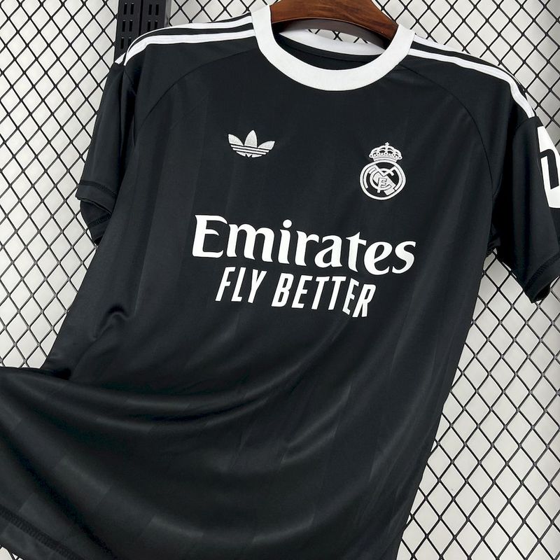Real Madrid 2025∕26 Training Jersey